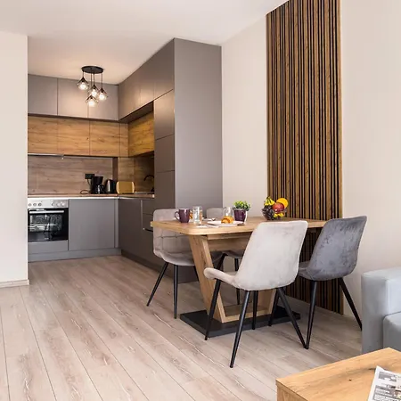 Modern 1br With Free Street Parking And Free Gym Pass * Plovdiv