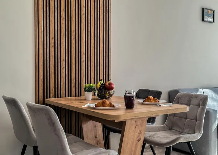 Апартамент Modern 1br With Free Street Parking And Free Gym Pass 5-min Drive From Centre