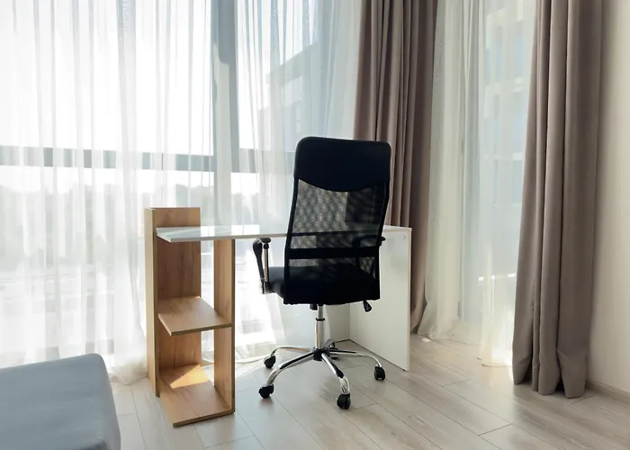 Апартамент Modern 1br With Free Street Parking And Free Gym Pass 5-min Drive From Centre