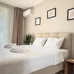 דירה Modern 1br With Free Street Parking And Free Gym Pass 5-min Drive From Centre פלובדיב