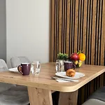 דירה Modern 1br With Free Street Parking And Free Gym Pass 5-min Drive From Centre פלובדיב