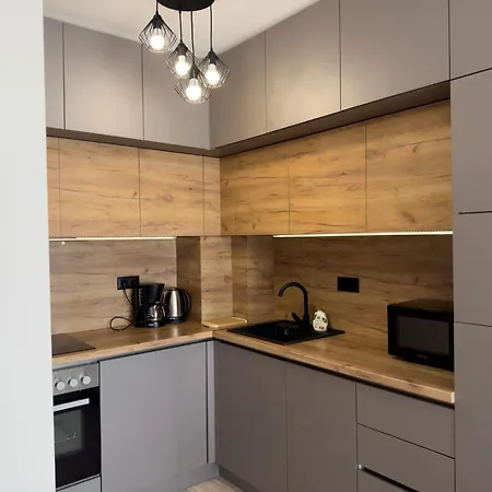 Modern 1br With Free Street Parking And Free Gym Pass 5-min Drive From Centre Apartment Plovdiv
