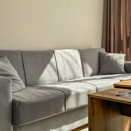 Apartment Modern 1br With Free Street Parking And Free Gym Pass 5-min Drive From Centre Plovdiv