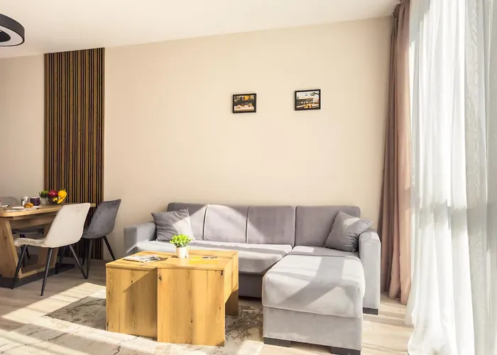 Modern 1br With Free Street Parking And Free Gym Pass 5-min Drive From Centre 公寓