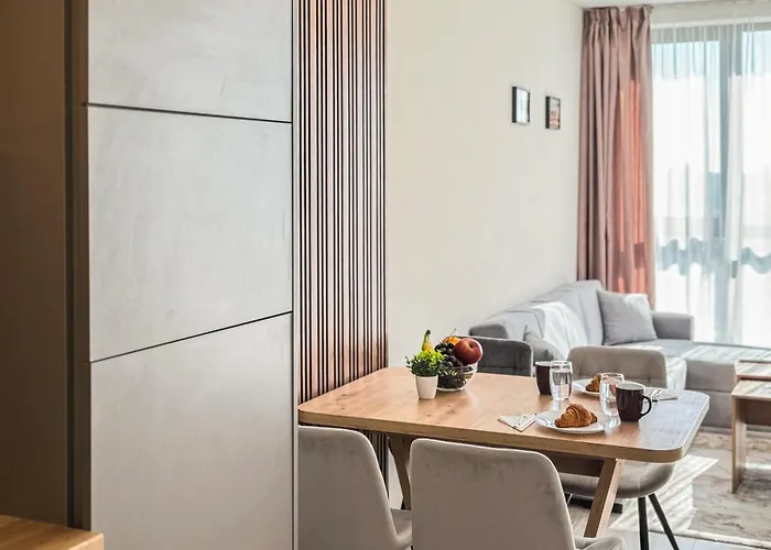 아파트 Modern 1br With Free Street Parking And Free Gym Pass 5-min Drive From Centre 플로브디프